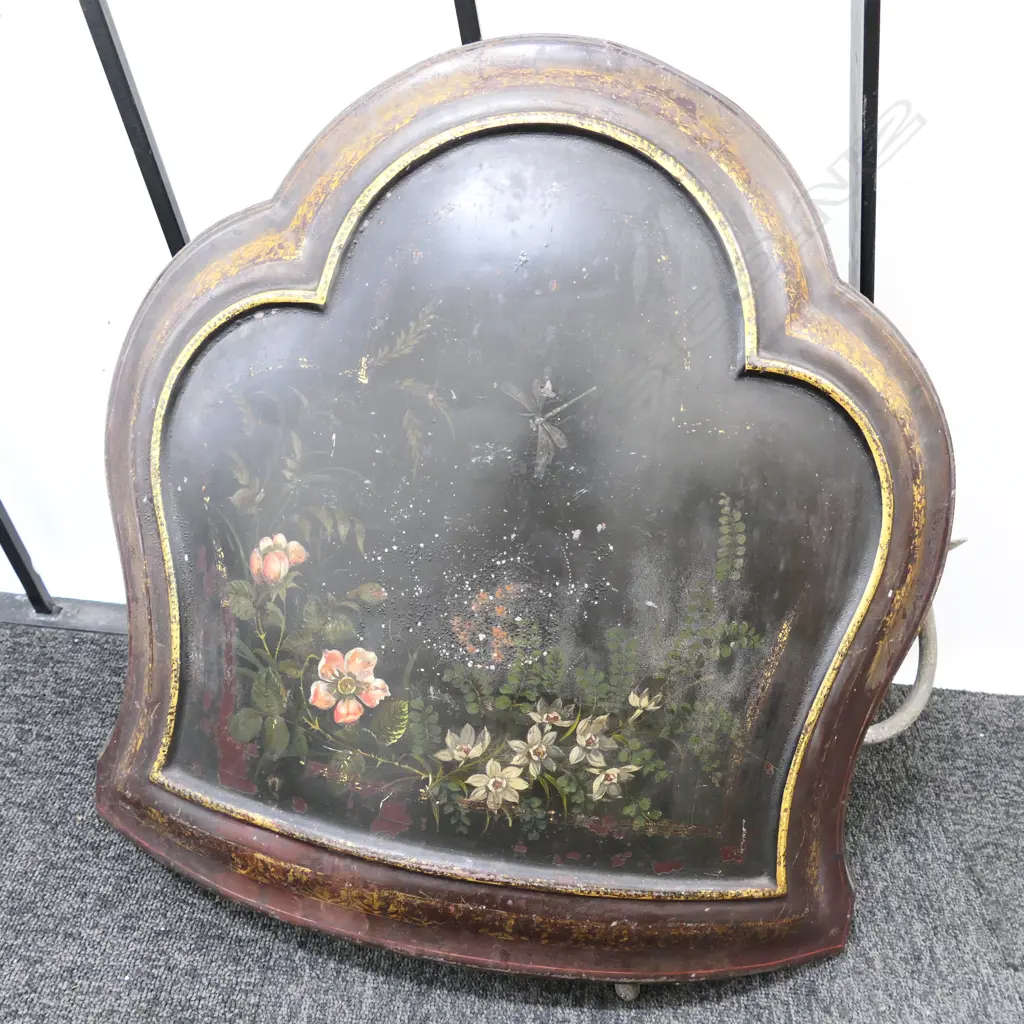 VICTORIAN FIRE SCREEN / STOVE COVER 670MM H Image 1++