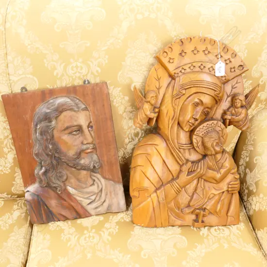 2 WOODEN PLAQUES; JESUS AND MARY