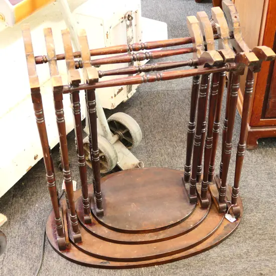 4 NESTING OVAL TABLES