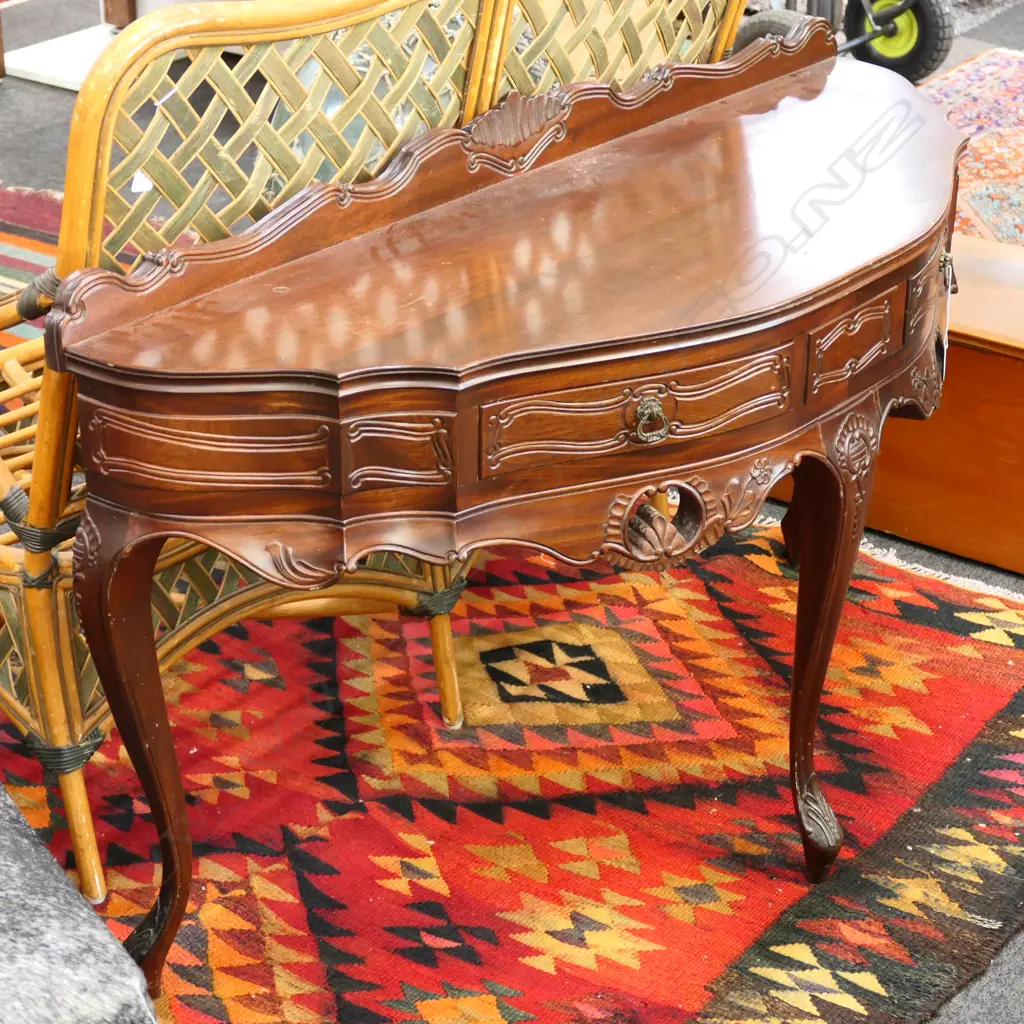 DEMILUNE TABLE 1200MM W Image 1++