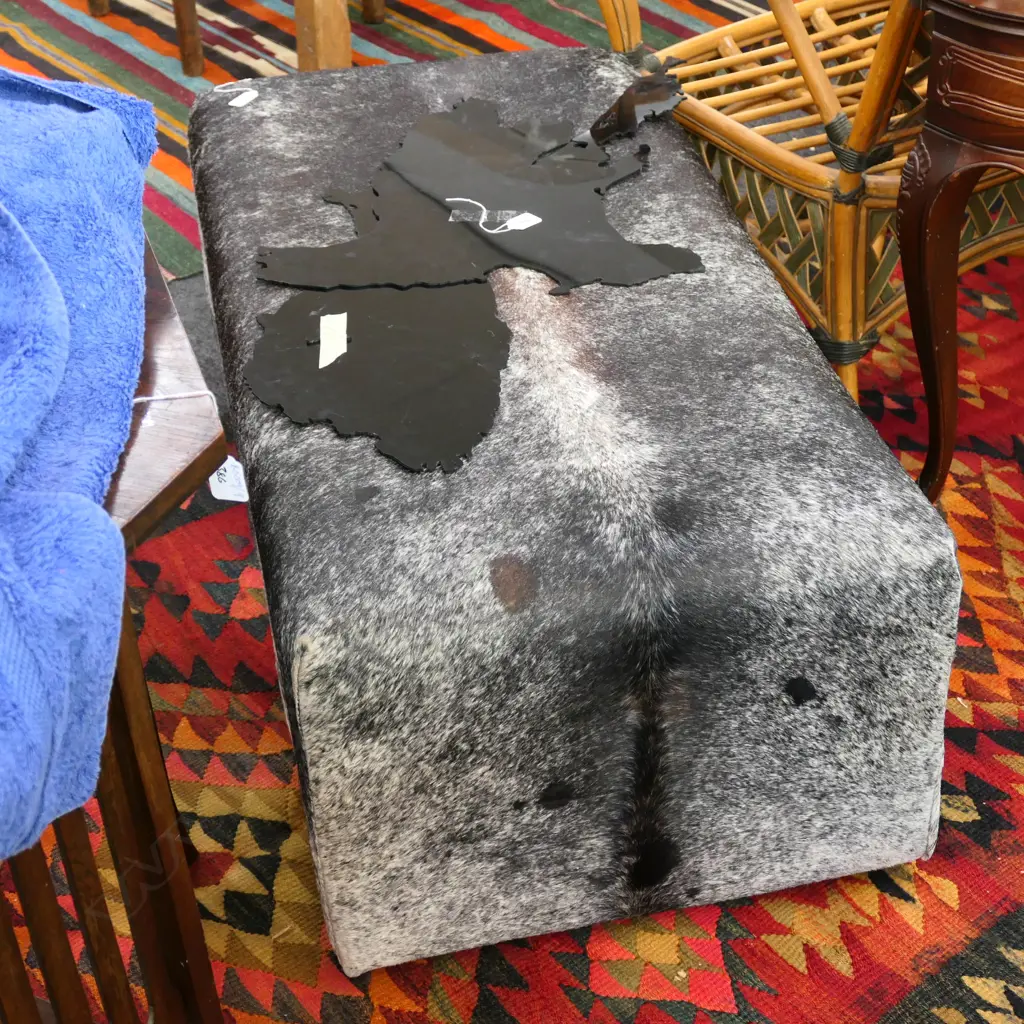 COWHIDE OTTOMAN 1100 X 560MM  Image 1++