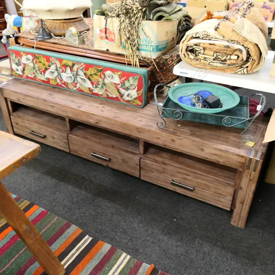 TV CABINET 2000MM L 500MM D