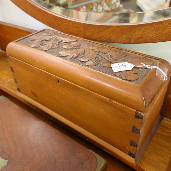 CHIP CARVED KAURI COLONIAL GLOVE BOX L 350 MM