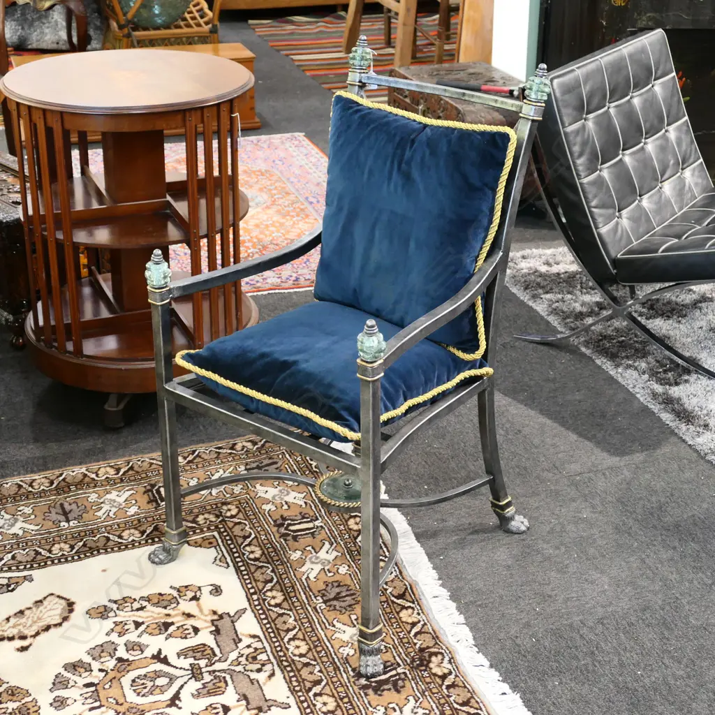 ROMAN SYLE IRON CHAIR Image 1++