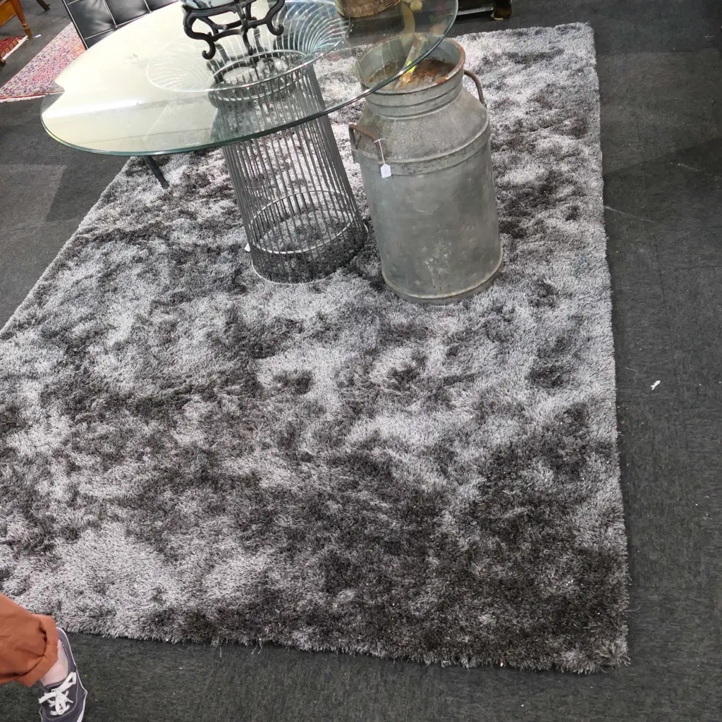 CONTEMPORARY GREY RUG Image 1++