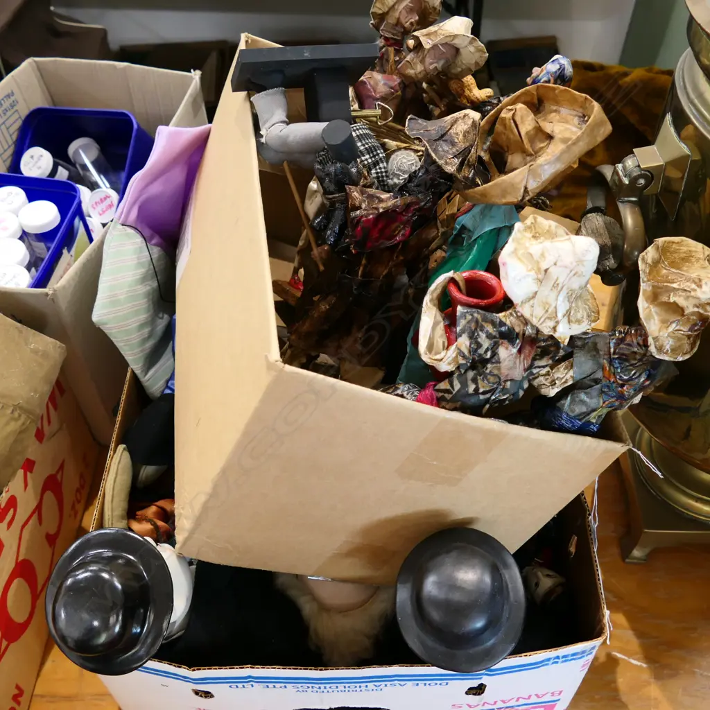 2 BOXES OF DOLLS; FOOD VENDORS, SILENT MOVIE STARS, CLOWNS ETC Image 1++