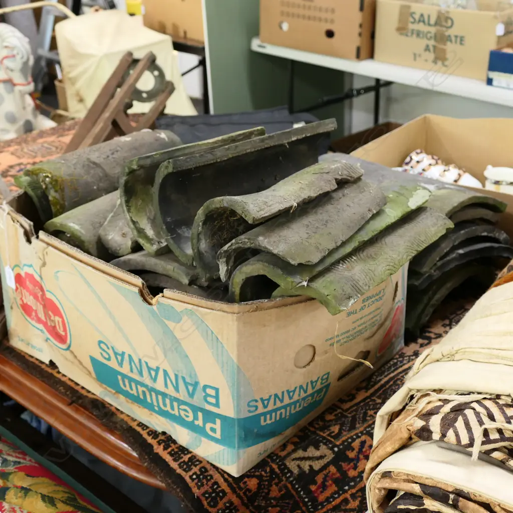 LOT OF ASST KOREAN ROOF TILES Image 1++