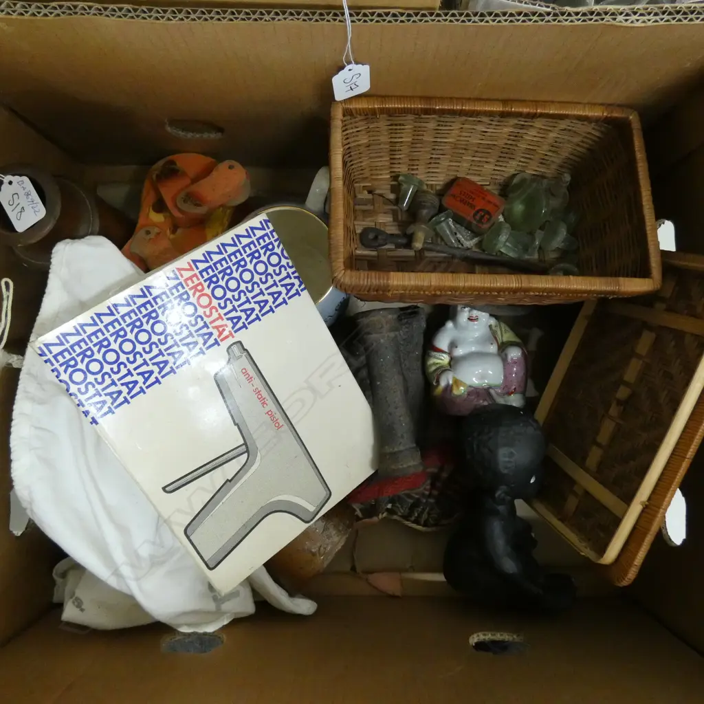 LOT BUDDHA/DOLLS/IRON ETC Image 1++