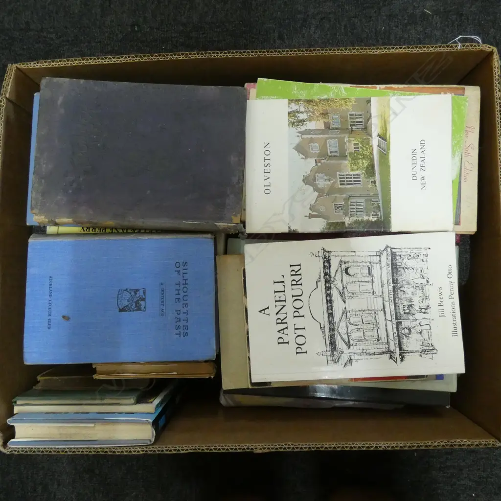BOX LOT BOOKS HISTORIC NZ INTEREST Image 1++