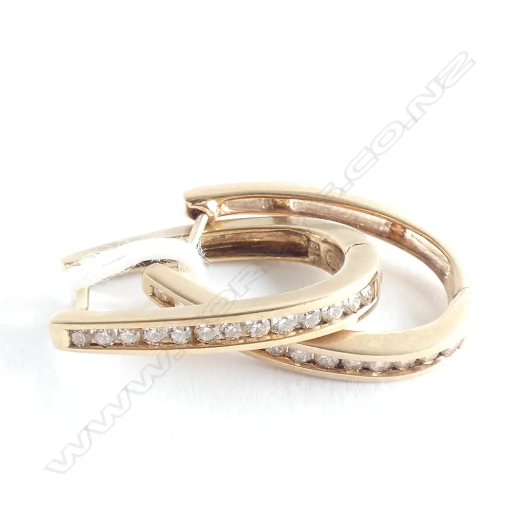 (19188) PR 10K YELLOW GOLD & DIAMOND EARRINGS Image 1++