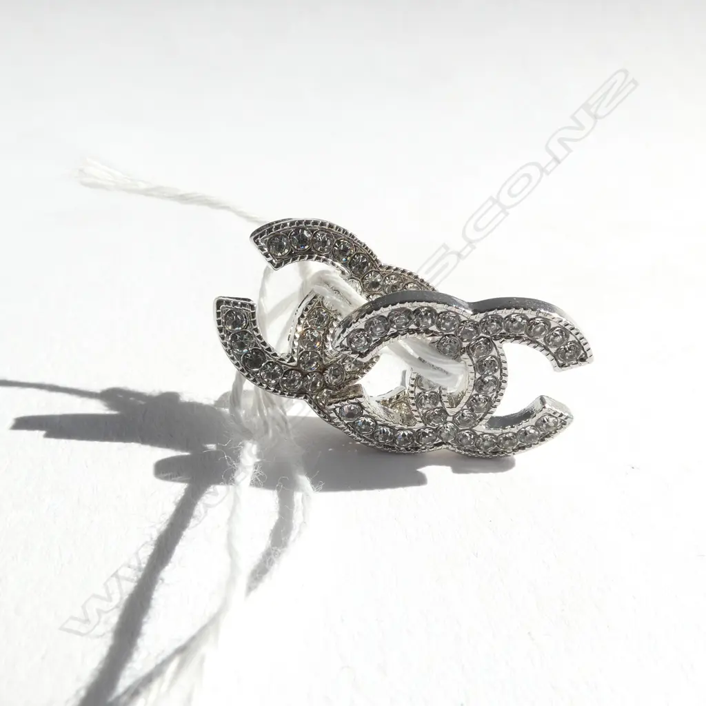 	PR CHANEL STYLE FAUX EARRINGS Image 1++
