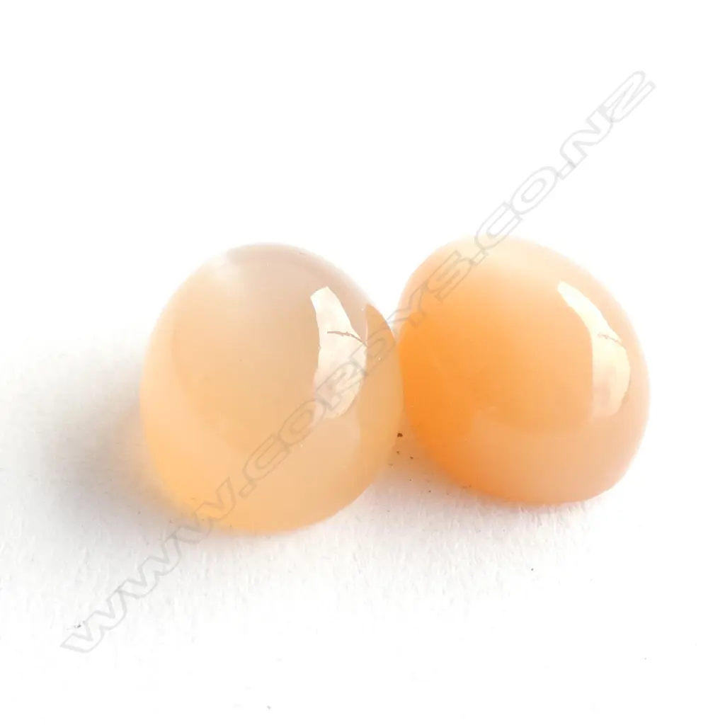 PR ORANGE CAT'S EYE MOONSTONE CABOCHONS Image 1++