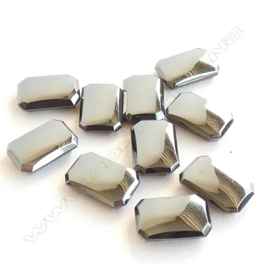 10 HEMATITE STONES 