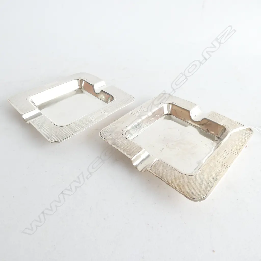 PR SILVER ASHTRAYS, by MAPPIN & WEBB, B'HAM 1933. 102gm Image 1++
