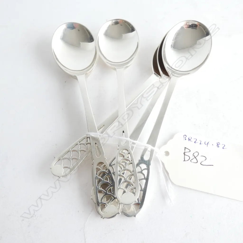 6 SILVER SMALL DESSERT SPOONS , by MAPPIN & WEBB SHEFF 1947. 123gm Image 1++
