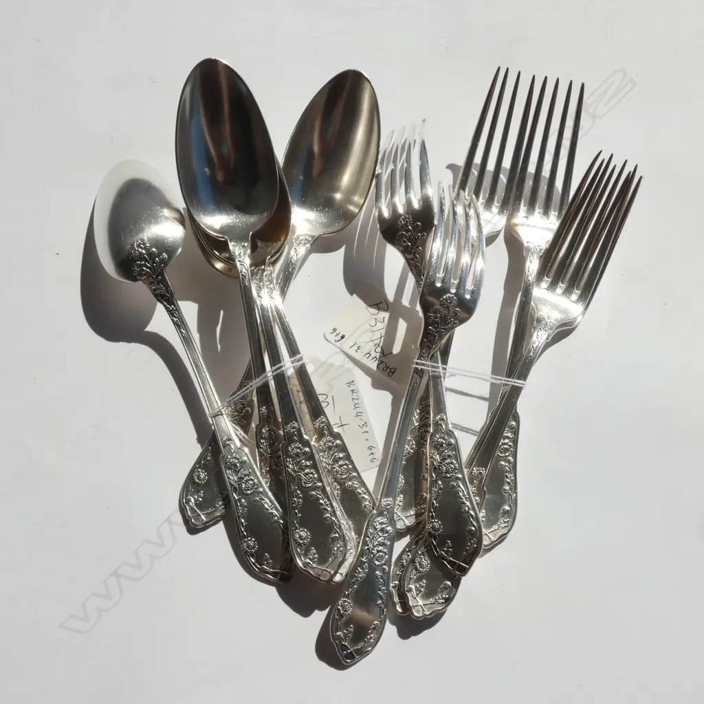 6+6 FANCY SILVER PLATED SPOONS & FORKS (MARKED S.A.M LUX 60GR Image 1++