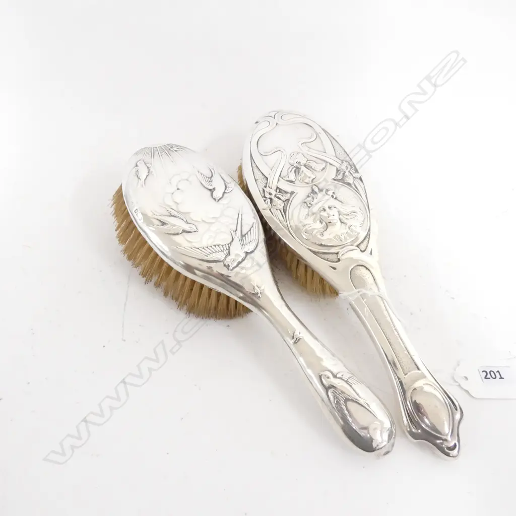 TWO STG SILVER ART NOUVEAU BRUSHES S 1902 + C 1901 Image 1++