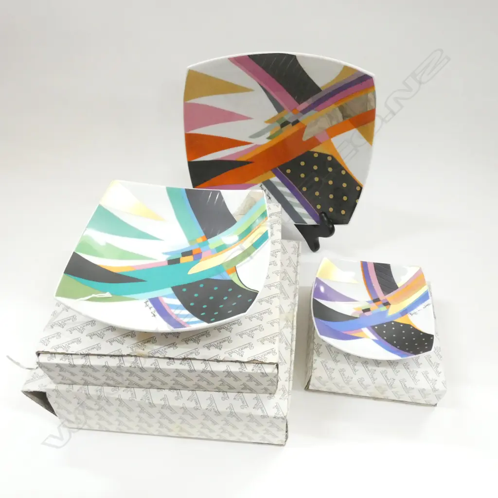 3 ROSENTHAL GRAFICANO BRIGITTE DOEGE DISHES DIA. 1 X 220/ 180 & 140MM. ALL IN ORIGINAL BOXES Image 1++