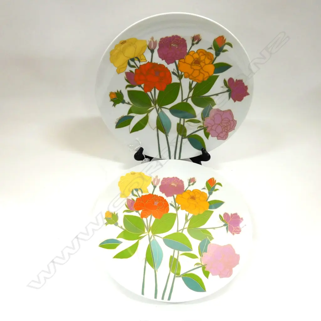 PR LG ROSENTHAL STUDIO LINE WALL PLATES DIA 330MM Image 1++
