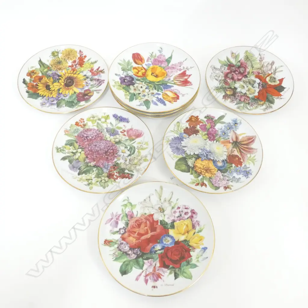 8 HUTSCHENREUTHER SUMMER FLOWER LTD EDITION PLATES C1987-88 DIA 193MM Image 1++