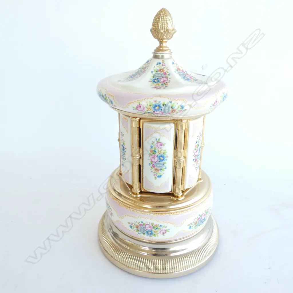 ITALIAN PORCELAIN MUSICAL CAROUSEL CIGARETTE DISPENSER H. 330MM DIA 180MM Image 1++