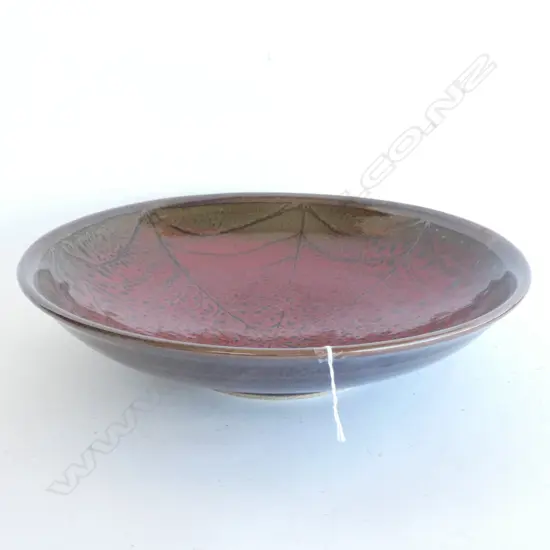 (CH45) BARRY DOYLE NZ STUDIO POTTERY LGE SHALLOW BOWL