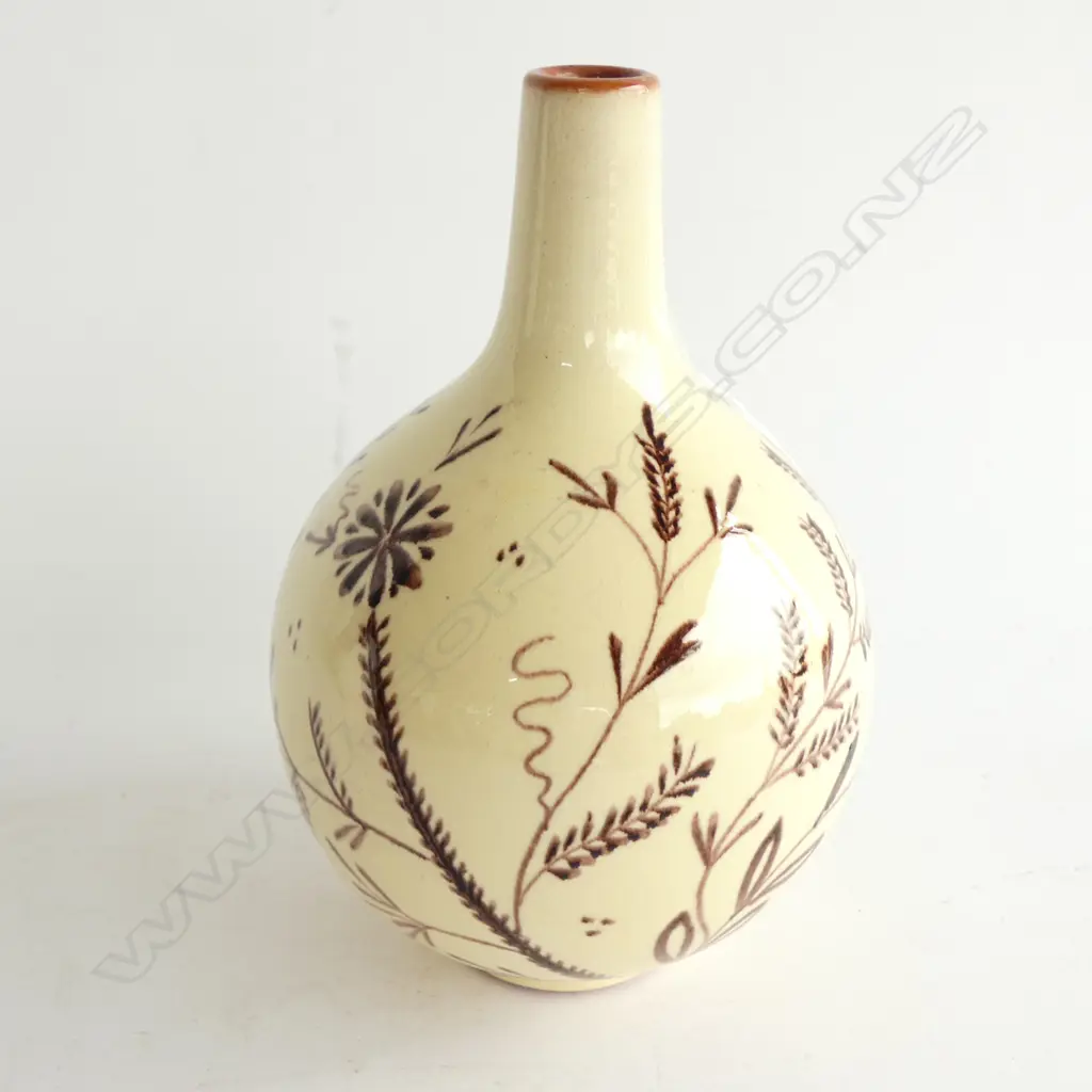 TERACOTTA GLAZED VASE Image 1++