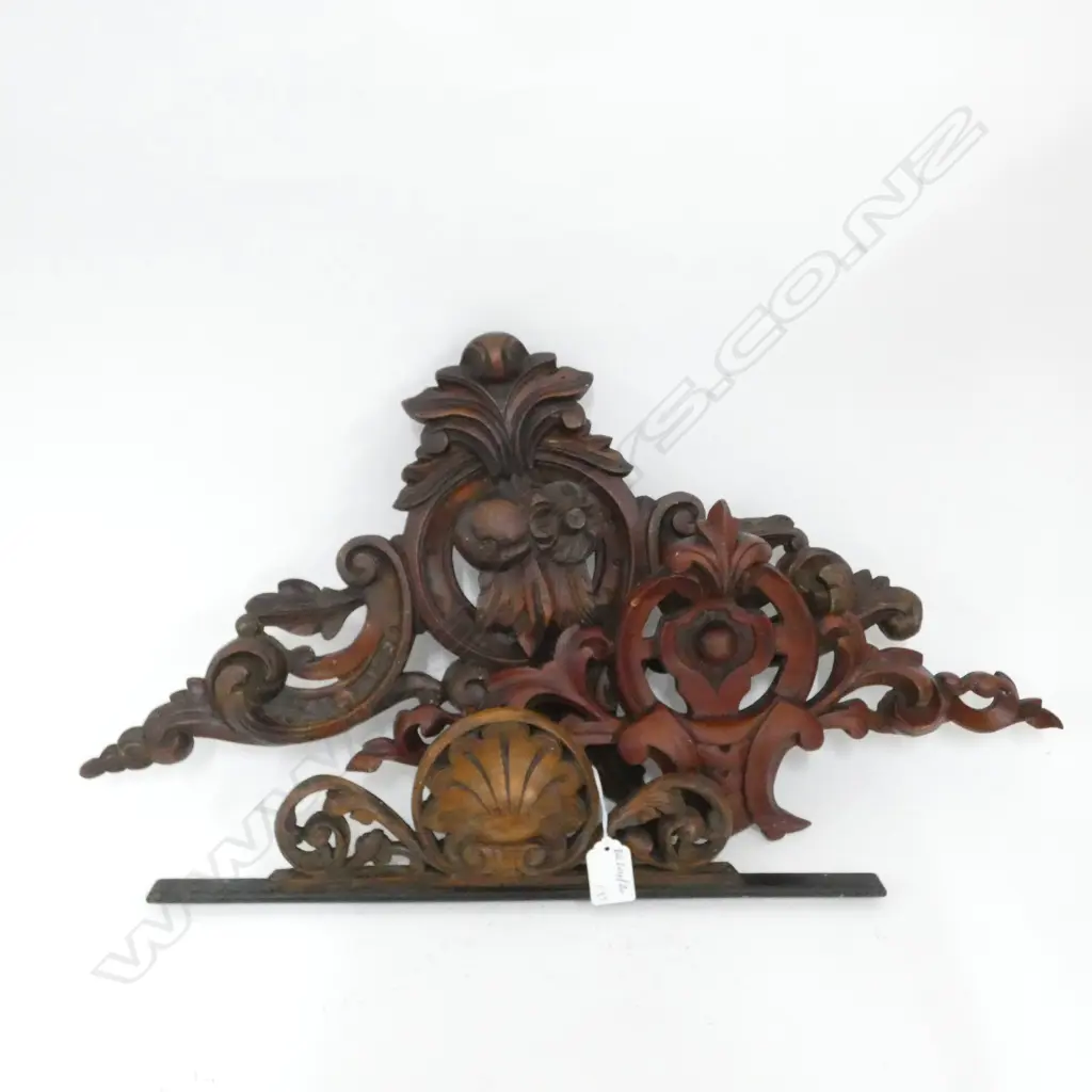 3 CARVED WOODEN PEDIMENTS L 510 MM Image 1++