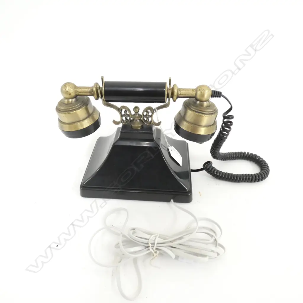 VINTAGE STYLE PHONE WORKS Image 1++