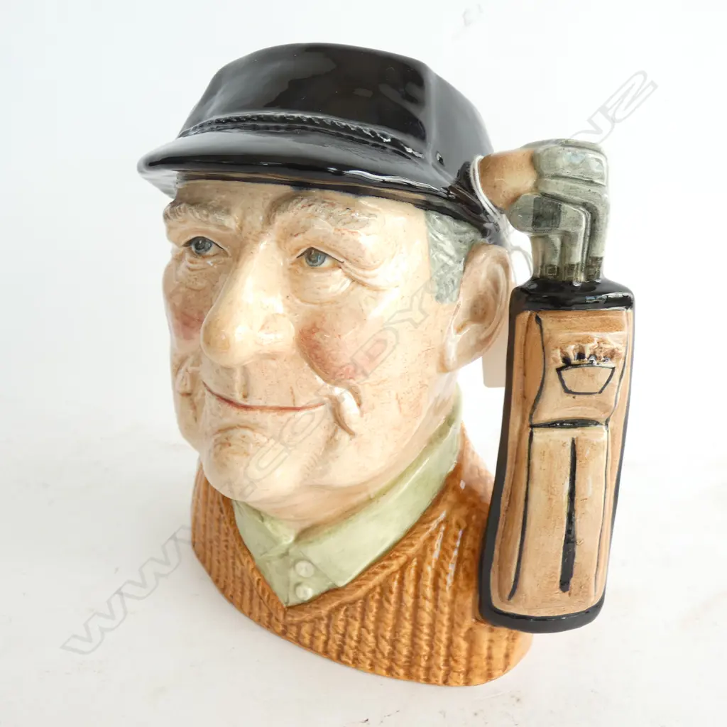 ROYAL DOULTON GOLFER JUG D6623 H. 200MM Image 1++