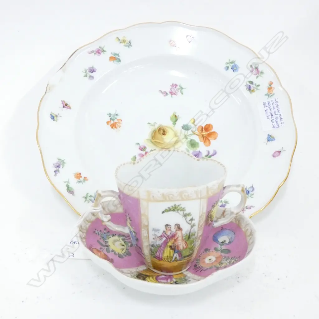 MEISSEN PLATE (DIA. 230MM) & 18TH C(?) MEISSEN-STYLE CUP & SAUCER A/F Image 1++
