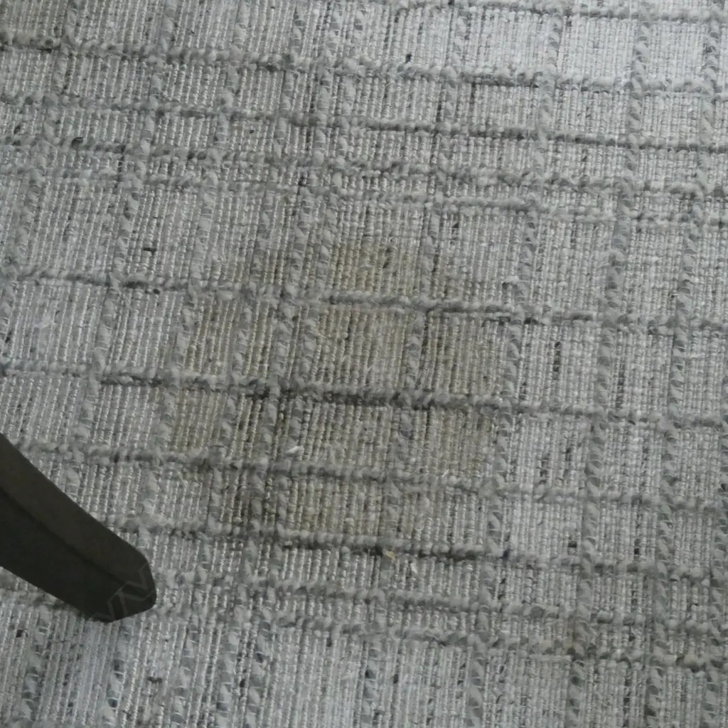 NICK SCALI SILVER RUG 3x3.5m Image 1++