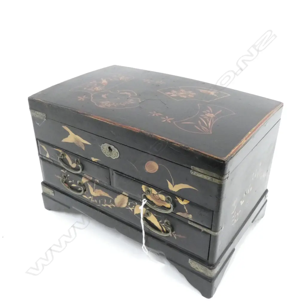 BLACK LACQUER JEWELLERY BOX W.310mm Image 1++