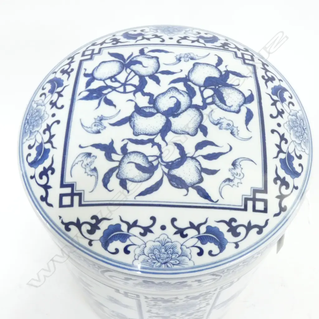 LARGE B/W LIDDED GINGER JAR H.360mm 260mm dia Image 1++