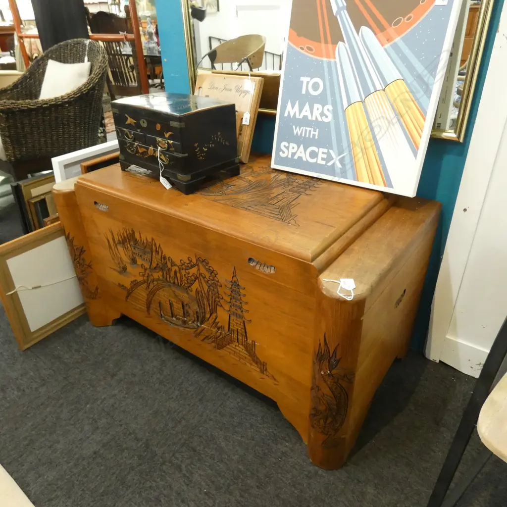CAMPHOR CHEST W.1010mm Image 1++