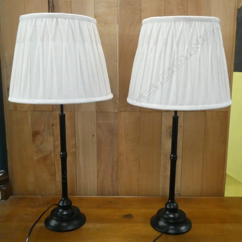PR METAL BASE TABLE LAMPS H.690mm PLEATED SHADES Image 1++