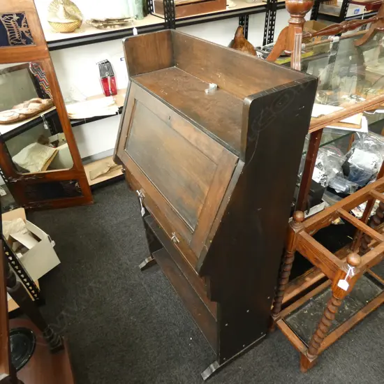 DROP FRONT DESK...