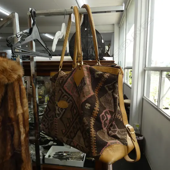KELIM CARPET BAG 