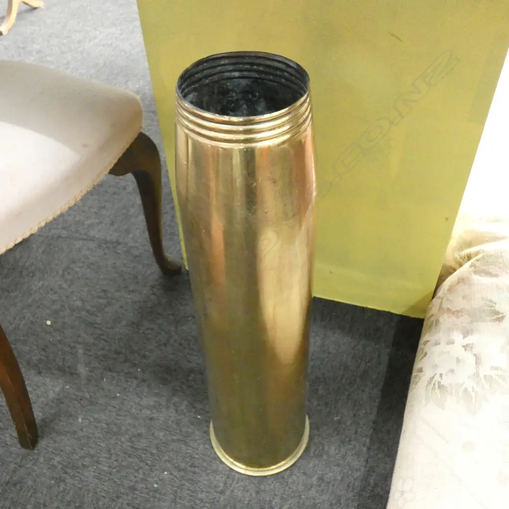 BRASS SHELL CASING H. 640MM Image 1++