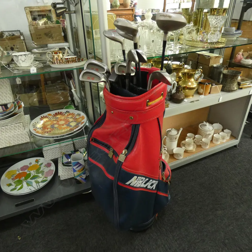 GOLF CLUBS & BAG Image 1++