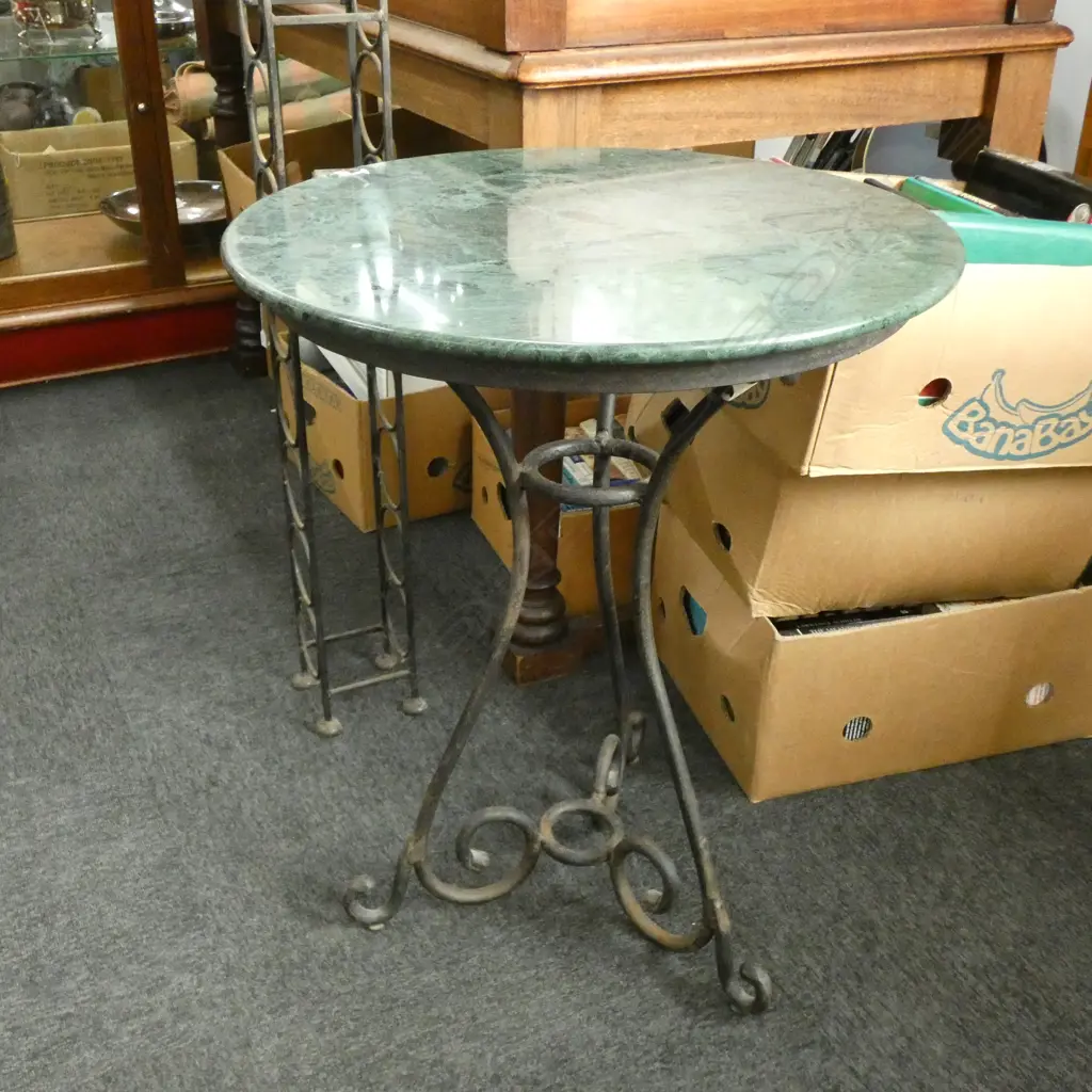 MARBLE TOP CAFE STYLE TABLE H.750mm 610mm dia Image 1++
