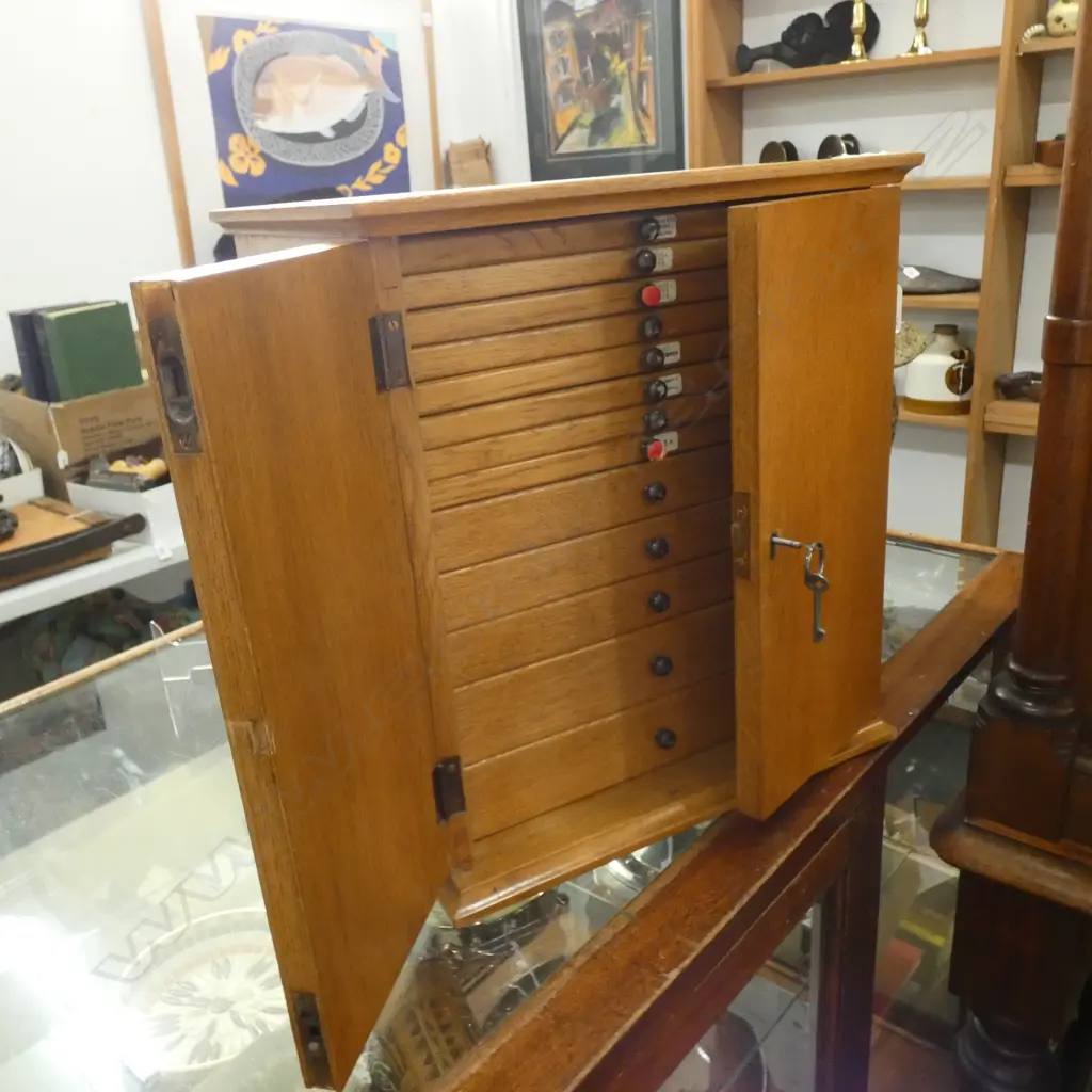 QUALITY COIN COLLECTOR'S CHEST  Image 1++