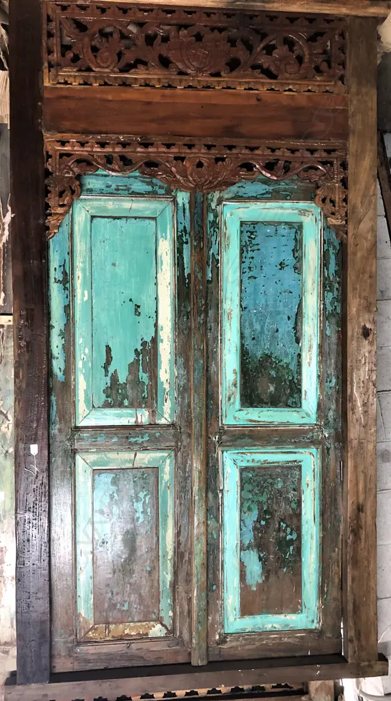 LGE PR INDONESIAN CARVED DISTRESSED PAINTED DOORS Image 1++