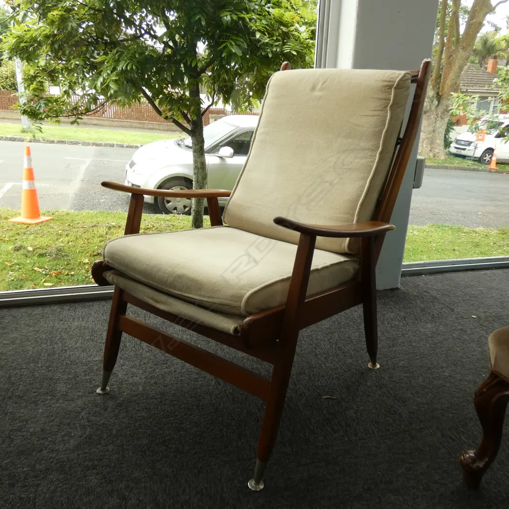 DON TELEVUE STYLE ARMCHAIR Image 1++