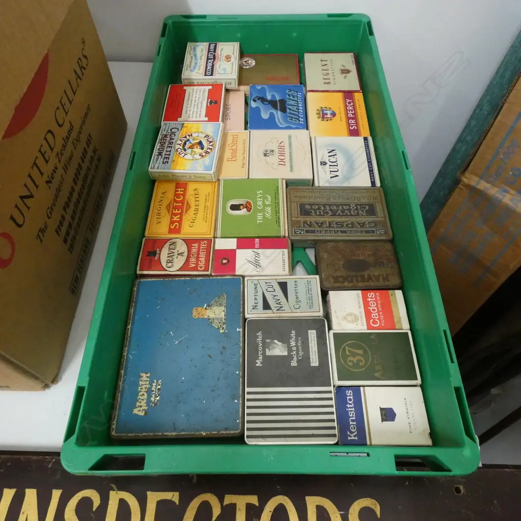 BOX LOT CIGARETTE BOXES Image 1++
