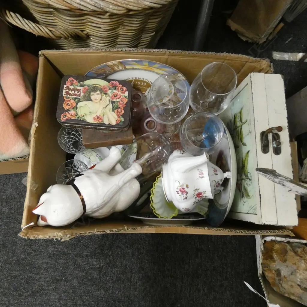 BOX LOT ASST. CHINA ETC Image 1++