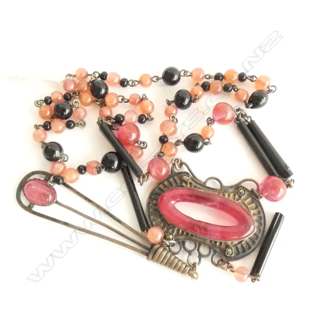 (18602)VINTAGE GLASS BEAD WHITE METAL FLAPPERS PENDANT NECKLACE Image 1++