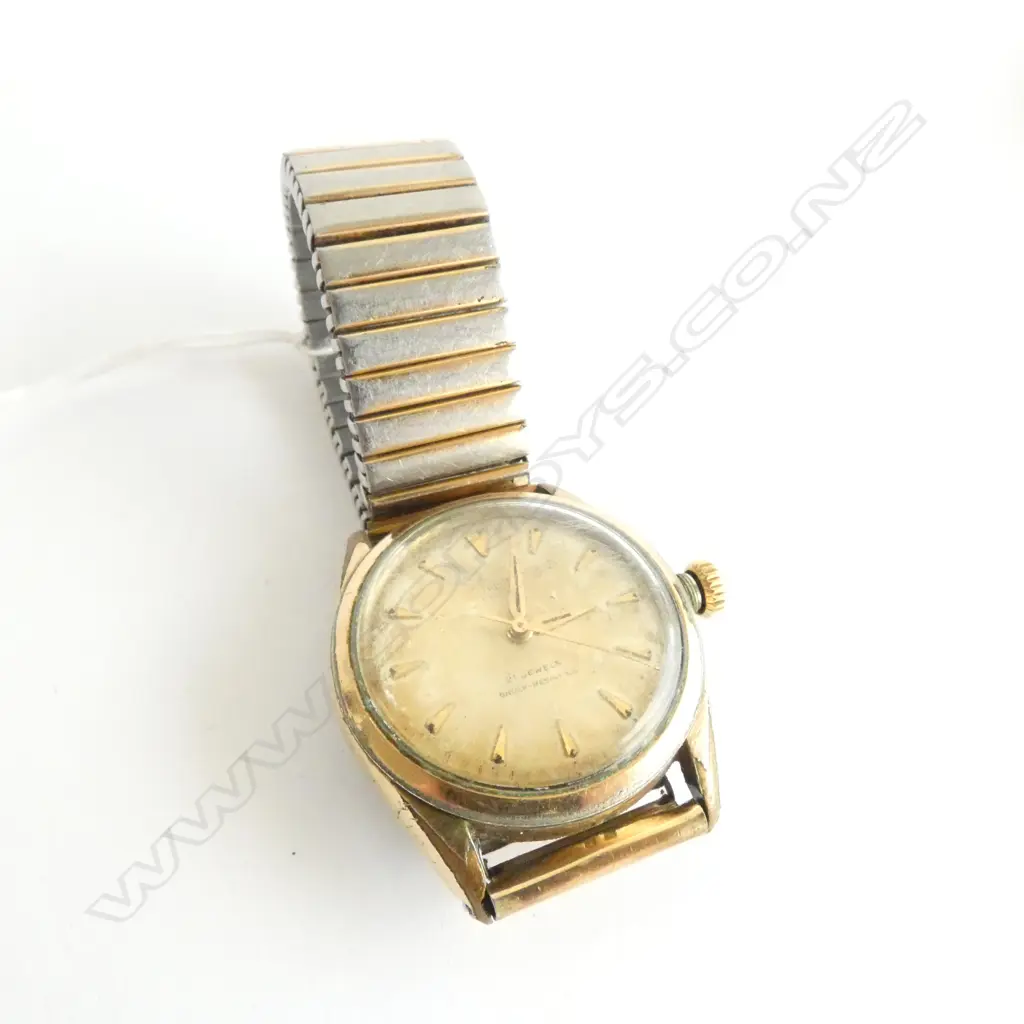 A gent's Tudor 1940's wristwatch Image 1++