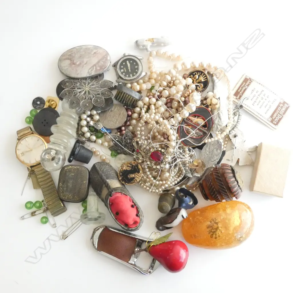 LG BAG MIXED COSTUME JEWELLERY ETC... Image 1++