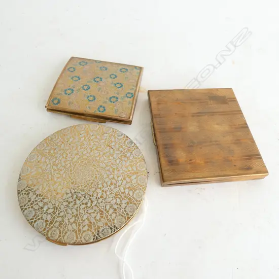 2 1950'S MAKEUP COMPACTS & ONE CIGARETTE CASE